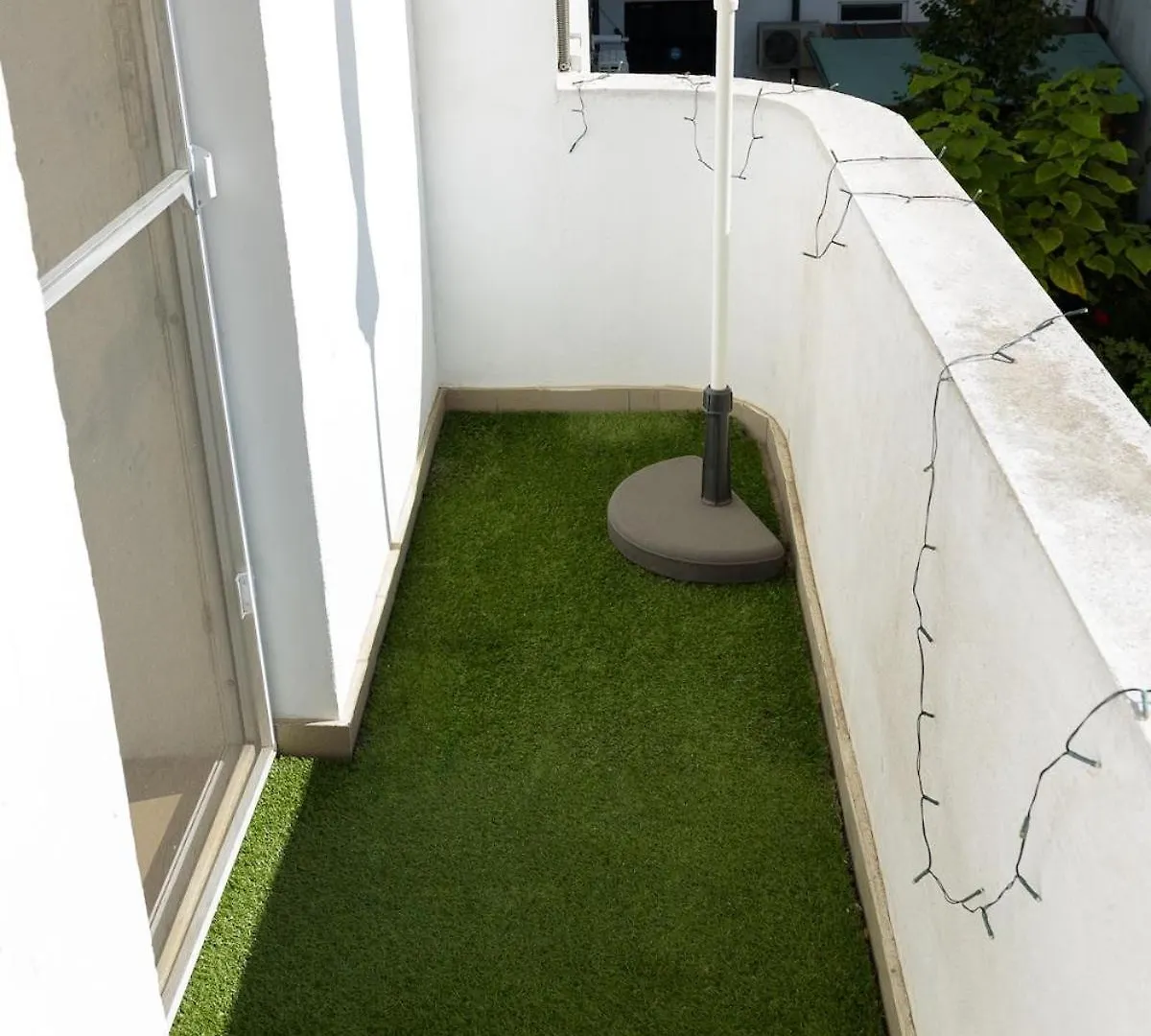 City Center 1 Bedroom Apt Bucharest 0*,
